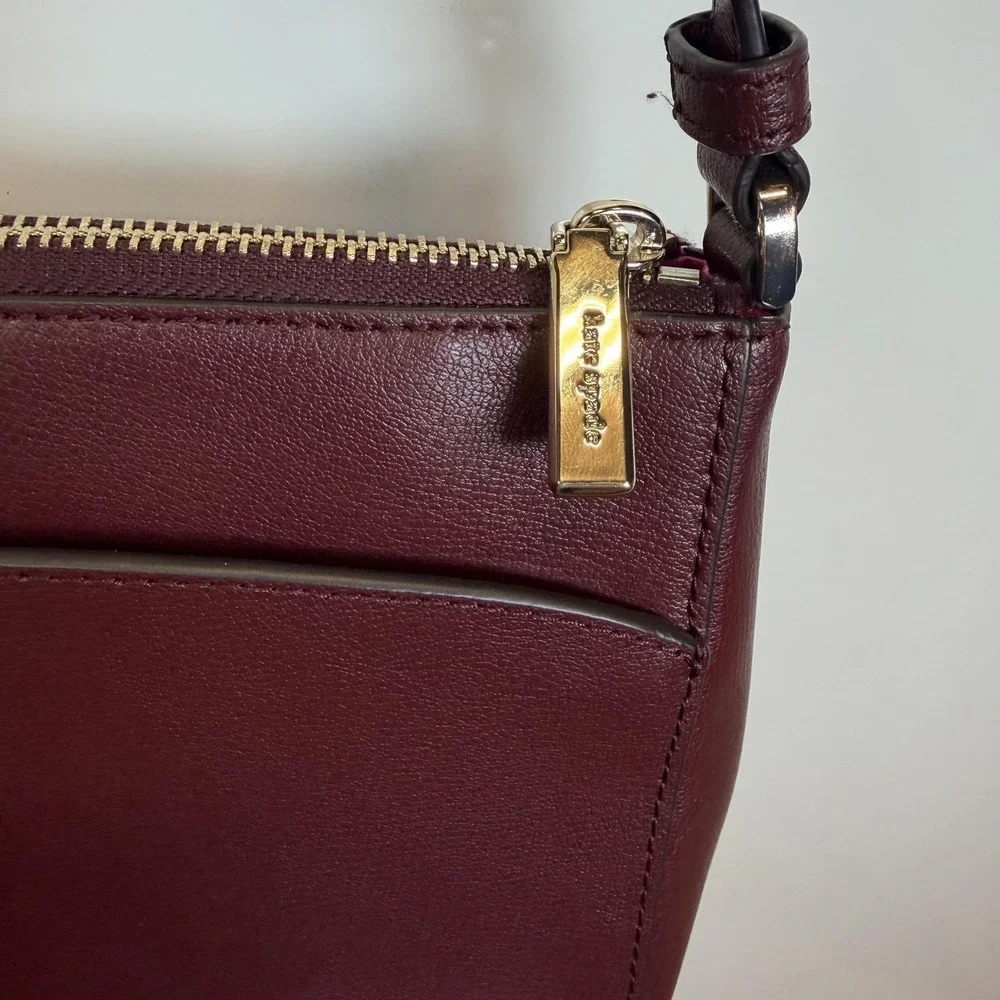 Kate Spade Crossbody Bag Womens Small Burgundy Leather Zip Purse Gold Hardware